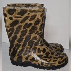 DAV Cheetah Rain boots Size 12 Kids